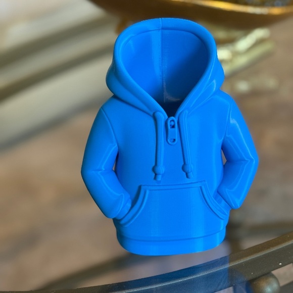3D Printed Blue Hoodie Figurine. - Picture 5 of 6